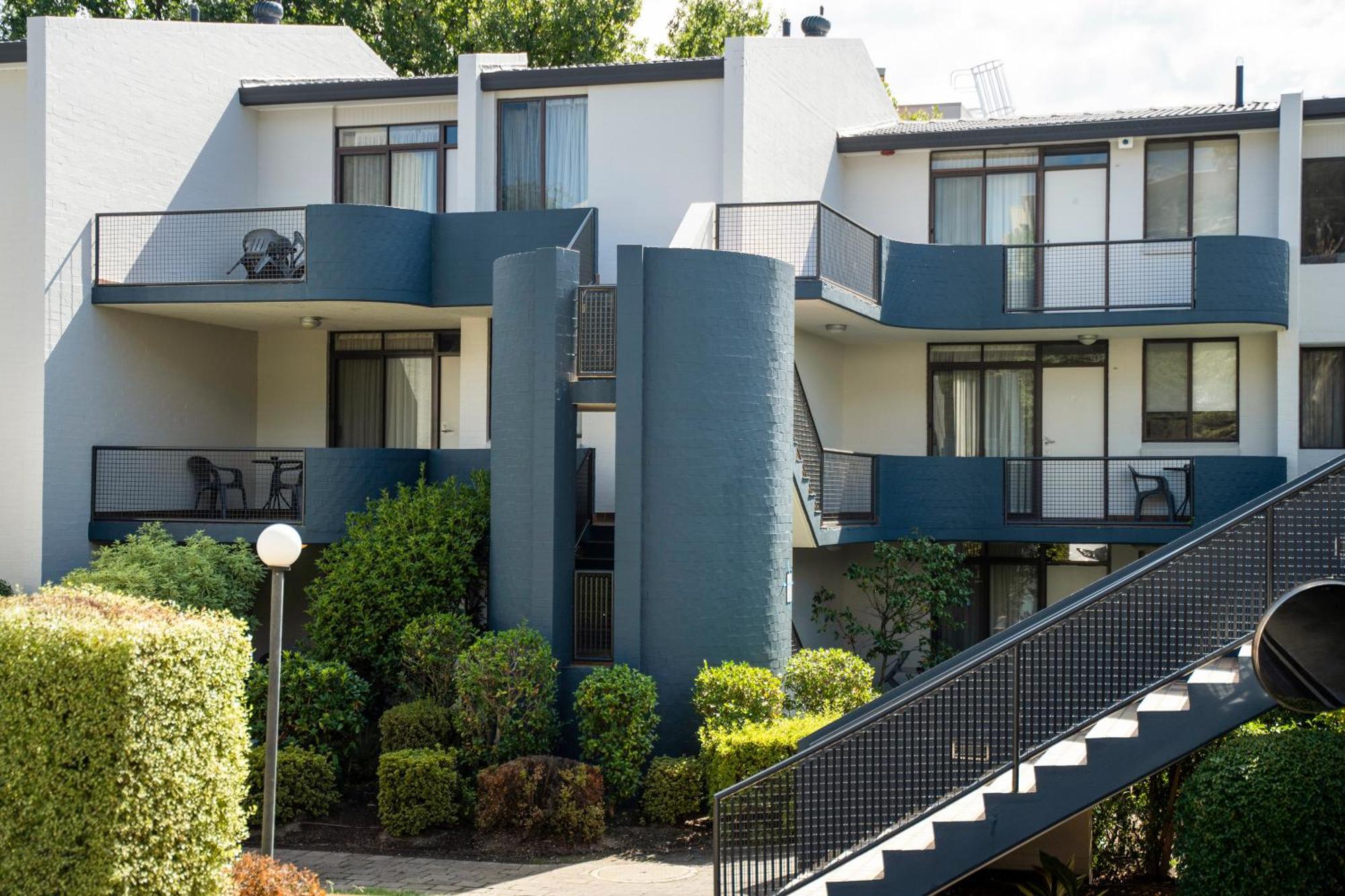 Manuka Park Serviced Aparthotel