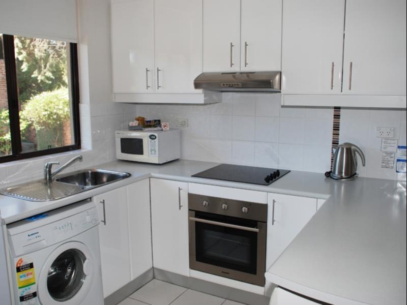 Manuka Park Serviced 4* Canberra